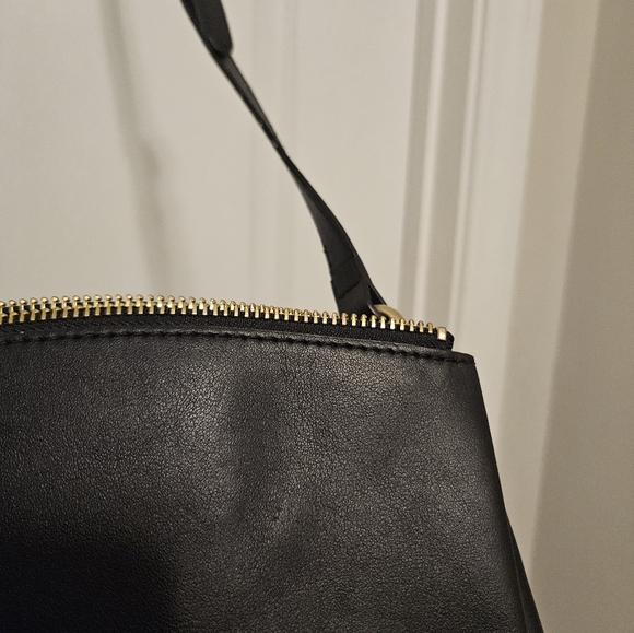Used Nine West Cross Body Bag - Picture 3 of 16